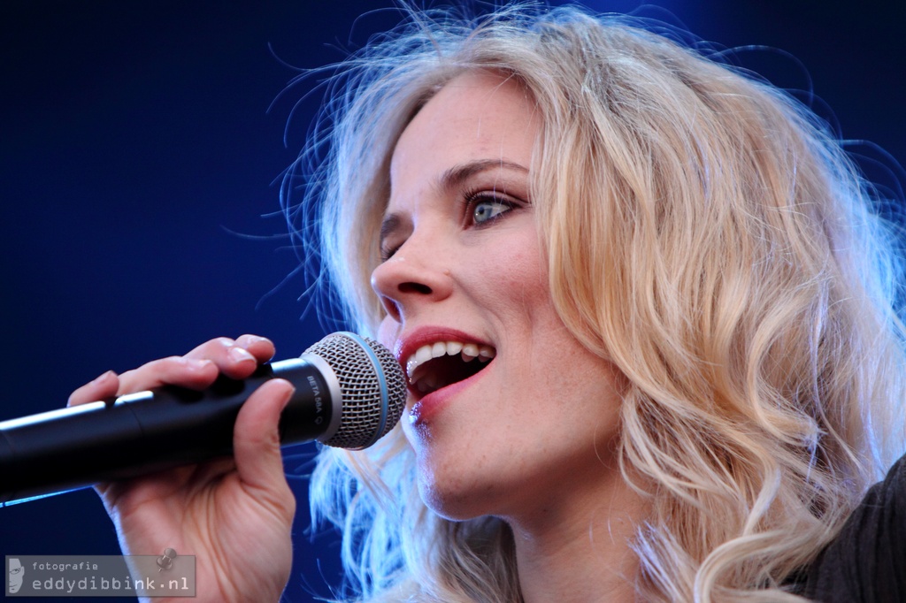 2011-05-05 Ilse de Lange - Bevrijdingsfestival, Zwolle 020